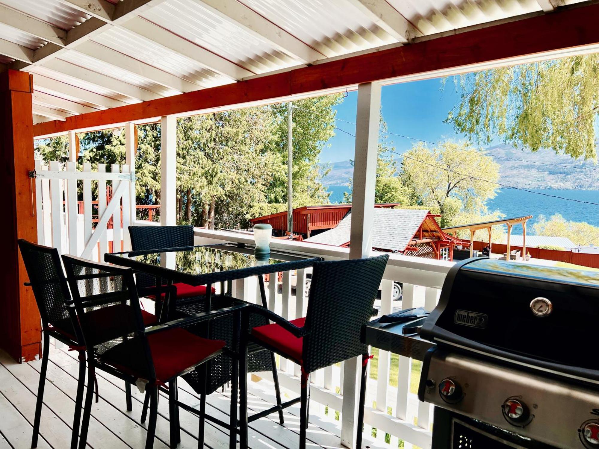 Peachland Beach Resort Buitenkant foto