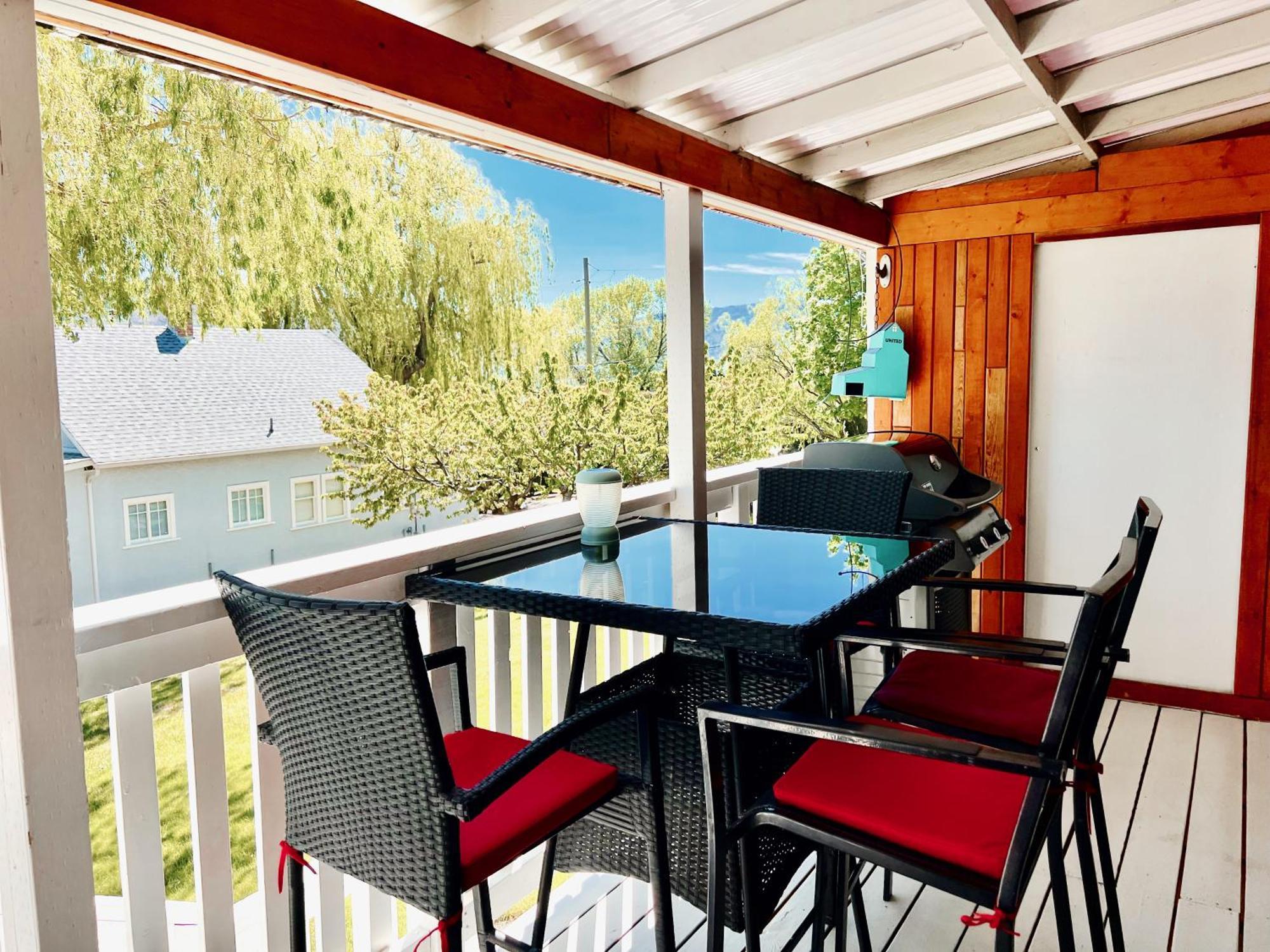 Peachland Beach Resort Buitenkant foto