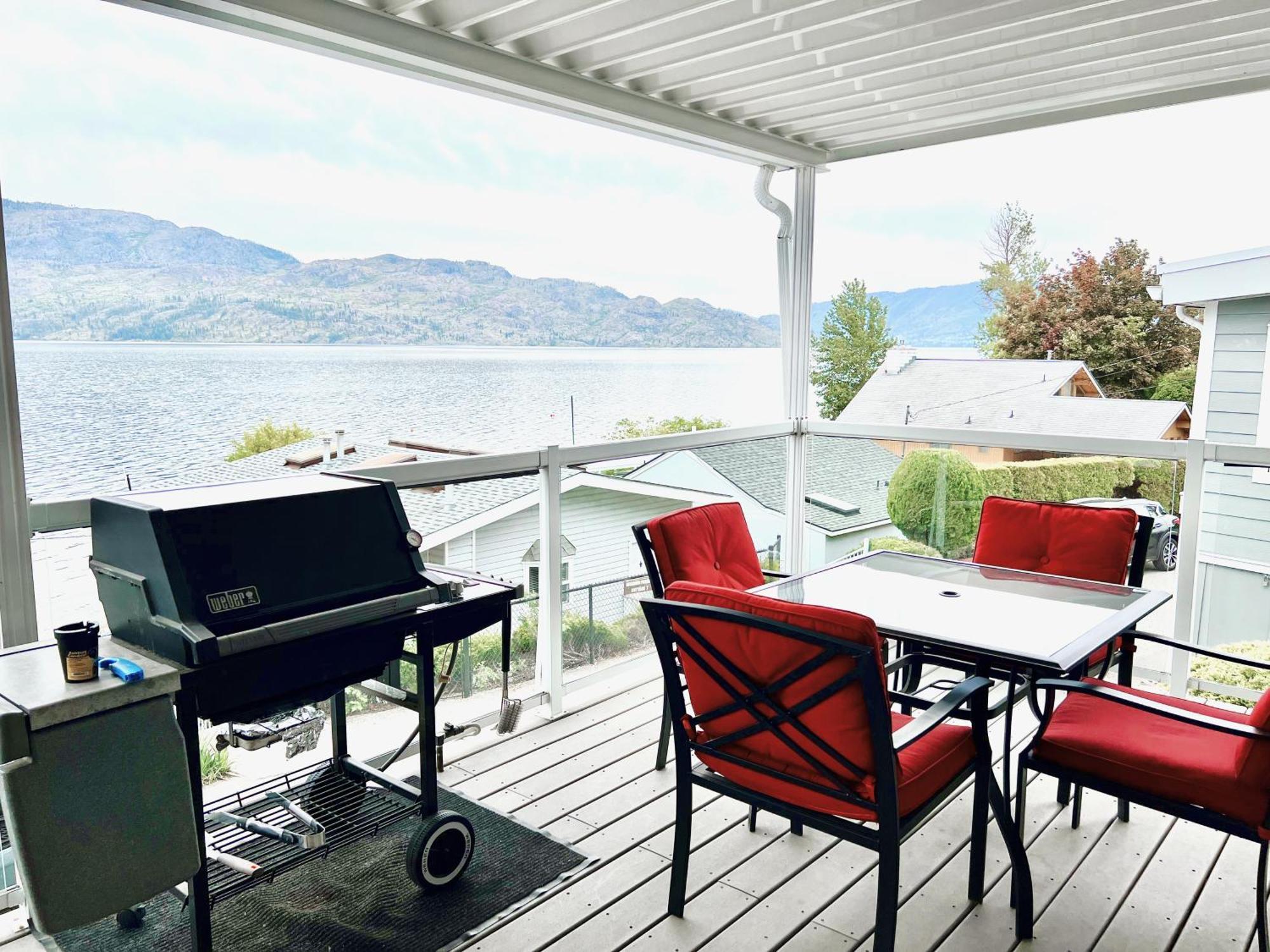 Peachland Beach Resort Buitenkant foto