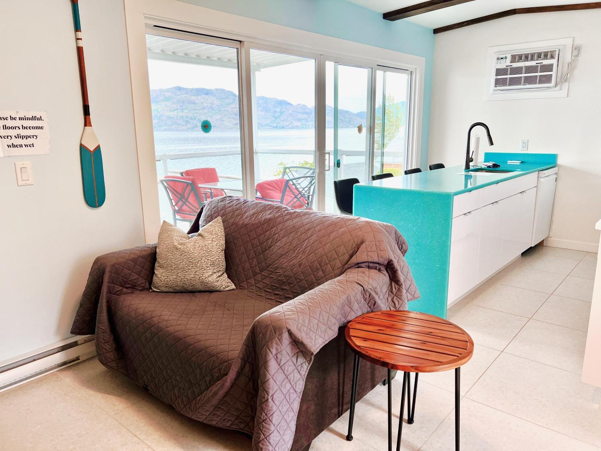 Peachland Beach Resort Buitenkant foto